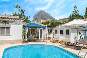 Casa de 3 dormitorios en venta en Javea