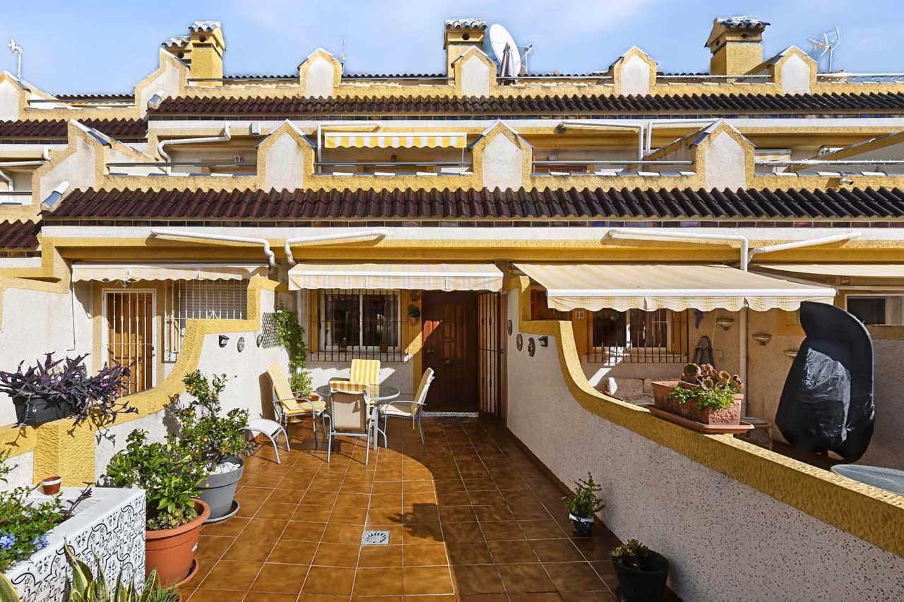 3 soverom Rekkehus til salgs i Playa Flamenca