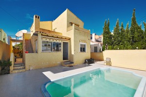 3 bedroom Villa for sale in Pinar de Campoverde