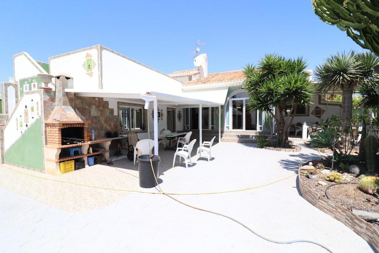 3 sovrum Villa till salu i Orihuela Costa 