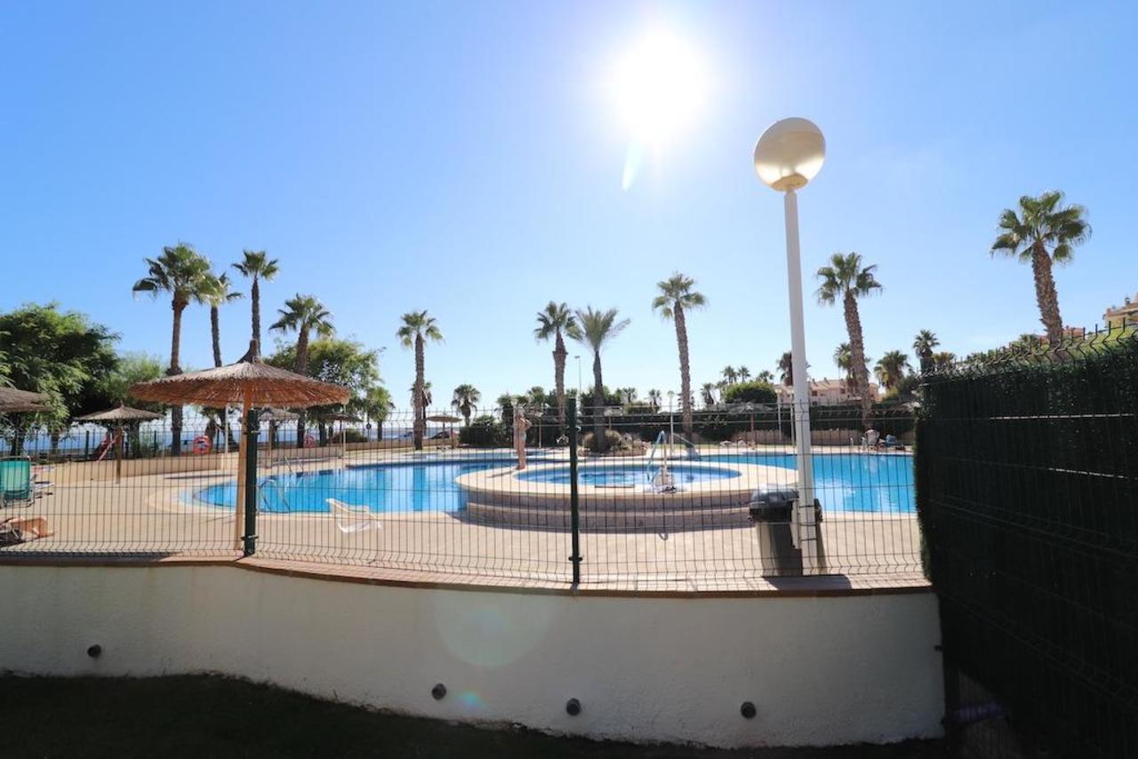 2 bedroom Apartamento se vende en Orihuela Costa 