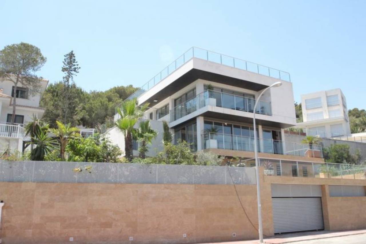 4 bedroom Villa se vende en Orihuela Costa