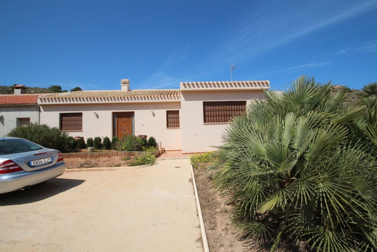 3 bedroom Villa for sale in Cartagena