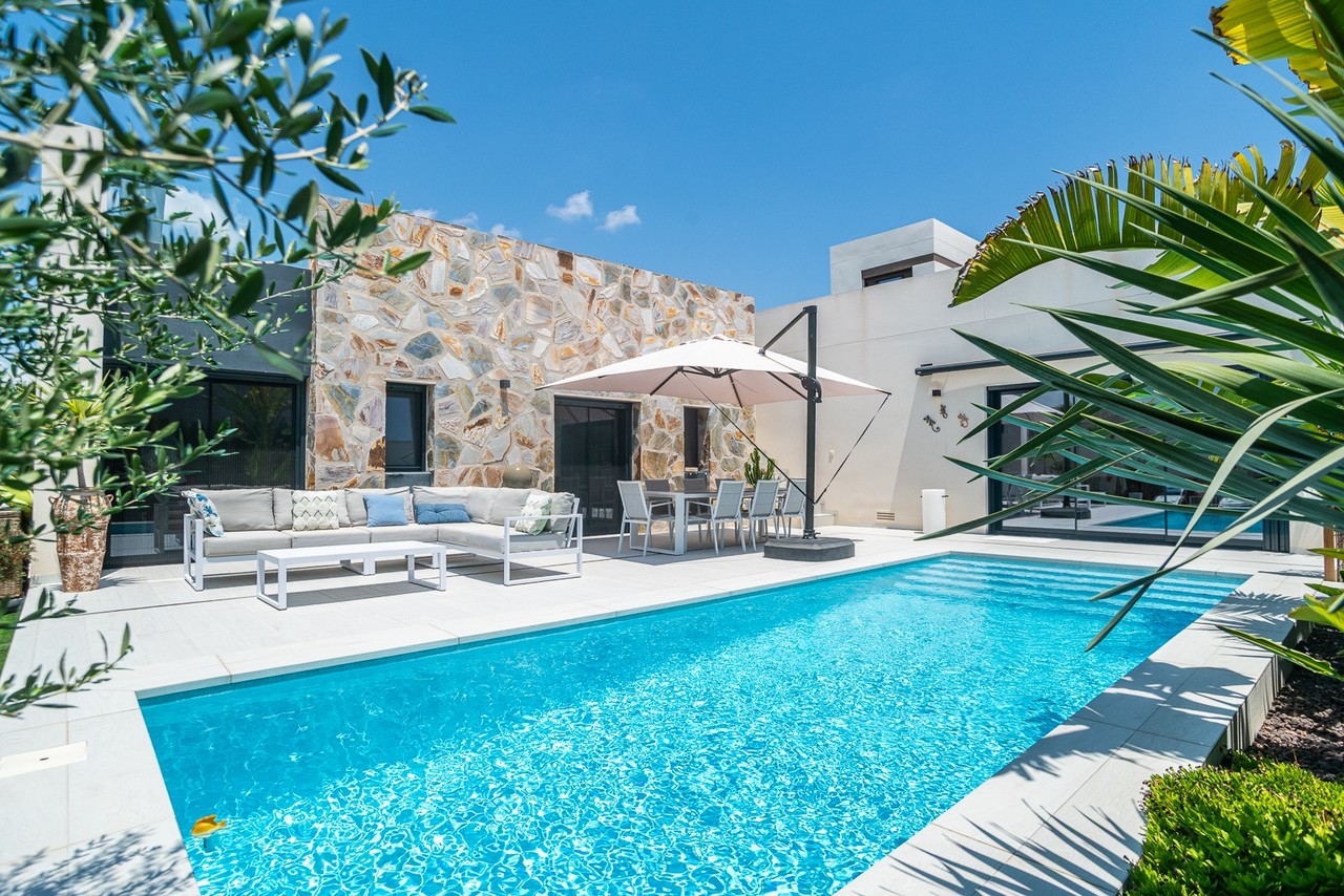 3 bedroom Villa te koop in Algorfa