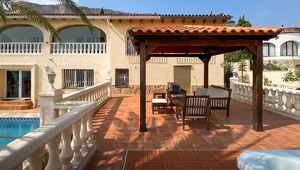 6 slaapkamer Villa te koop in Calpe