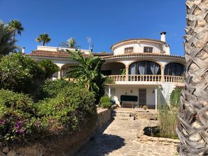 16 slaapkamer Villa te koop in Calpe