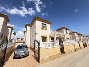3 bedroom Townhouse for sale in Villamartin