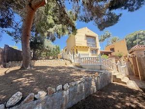 4 bedroom Villa for sale in Los Balcones
