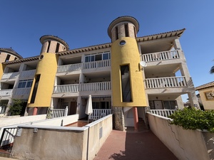 2 bedroom Apartment for sale in Villamartin