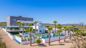 5 bedroom Villa for sale in Torremendo