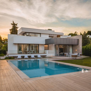 4 bedroom Villa for sale in Estepona