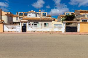 3 bedroom Villa for sale in Orihuela Costa
