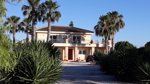 5 bedroom Villa te koop in Almoradi