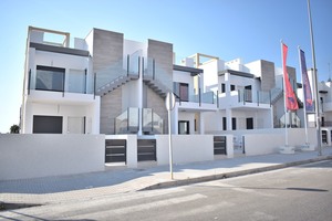 3 bedroom Appartement te koop in Punta Prima