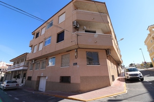 Apartamento de 2 dormitorio se vende en Benijofar