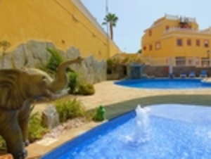 2 bedroom Appartement te koop in Las Filipinas