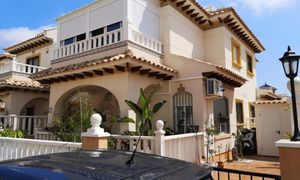 2 bedroom Villa te koop in Orihuela Costa