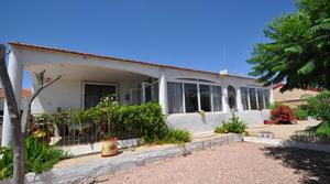 4 bedroom Villa for sale in La Matanza