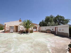 4 bedroom Villa te koop in Salinas