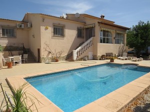 3 bedroom Villa for sale in Jalon