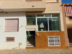 Comercial de se vende en San Pedro del Pinatar