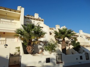 2 bedroom Townhouse for sale in Las Ramblas Golf