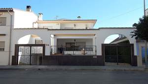 4 bedroom Villa for sale in Pego