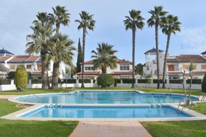 2 bedroom Townhouse for sale in Mil Palmeras