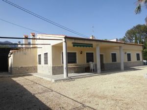 6 bedroom Villa for sale in Alcocer de Planes