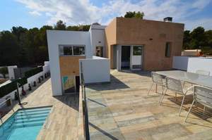 4 bedroom Villa for sale in La Fustera