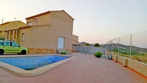 3 bedroom Villa for sale in Busot