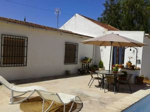 3 bedroom Villa for sale in Monovar