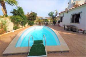 3 bedroom Villa for sale in El Campello
