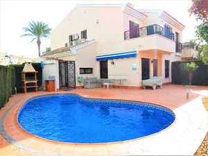 3 bedroom Townhouse for sale in San Cayetano