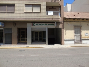 Comercial de se vende en Rojales