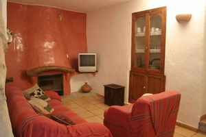 5 bedroom Townhouse for sale in Benifato