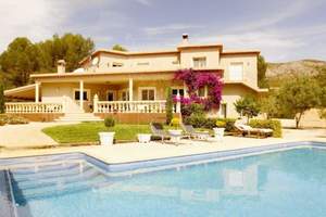 5 bedroom Villa te koop in Lliber