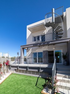 3 bedroom Townhouse for sale in Elche