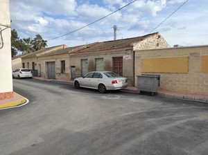 Villa for sale in Daya Nueva