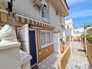 3 bedroom Townhouse for sale in Torrevieja