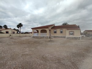 3 bedroom Villa for sale in Dolores