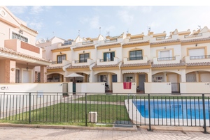 2 bedroom Townhouse for sale in Murcia