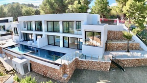 3 bedroom Villa for sale in Moraira