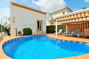 3 bedroom Villa for sale in Villamartin