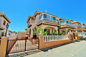2 slaapkamers Geschakelde woning te koop in Cabo Roig