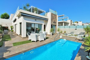 4 bedroom Villa for sale in Villamartin