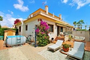 3 bedroom Townhouse for sale in Villamartin