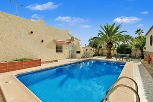 4 slaapkamers Villa te koop in Villamartin