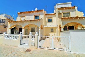 2 slaapkamers Geschakelde woning te koop in Playa Flamenca