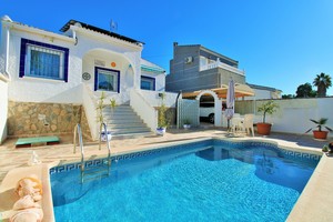 2 bedroom Villa for sale in Torrevieja